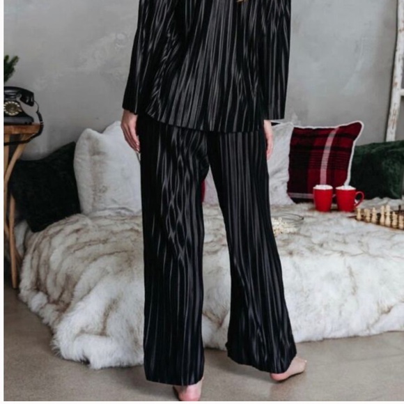 VICI Hey Honey Plisse Wide Leg Pants Black Small xs - Picture 2 of 5